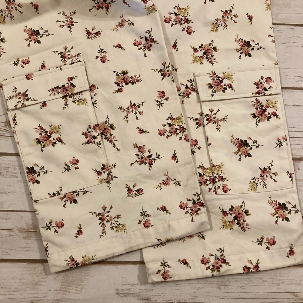 HUF co-ord utility cargo trousers in white with all over floral print Size XL - Picture 16 of 16